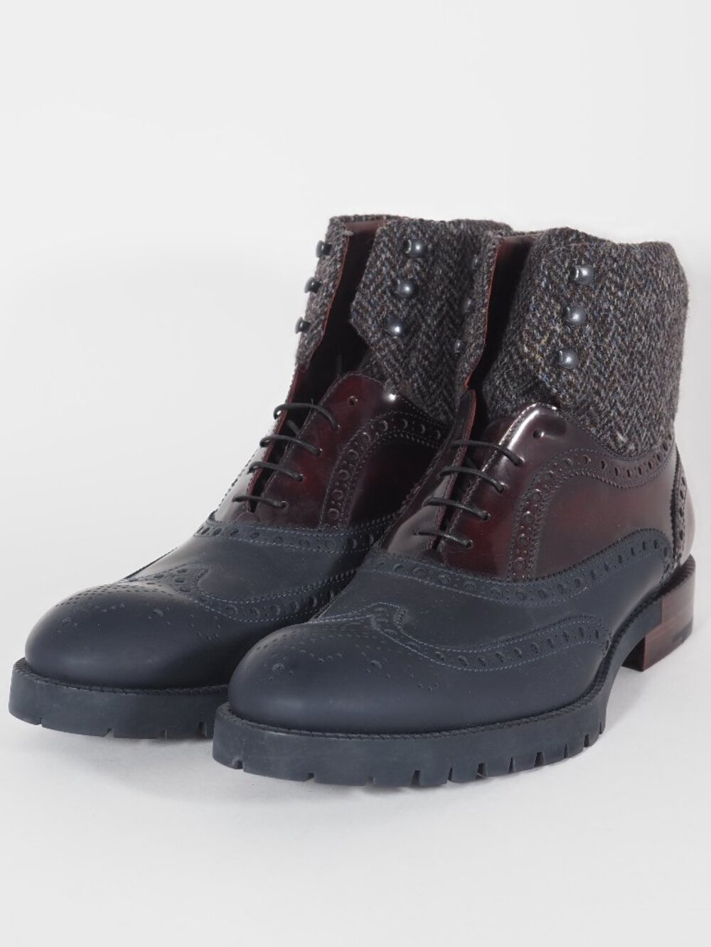 Louis Vuitton Leather & Tweed Wingtip Combat Boots Size 8 Italy